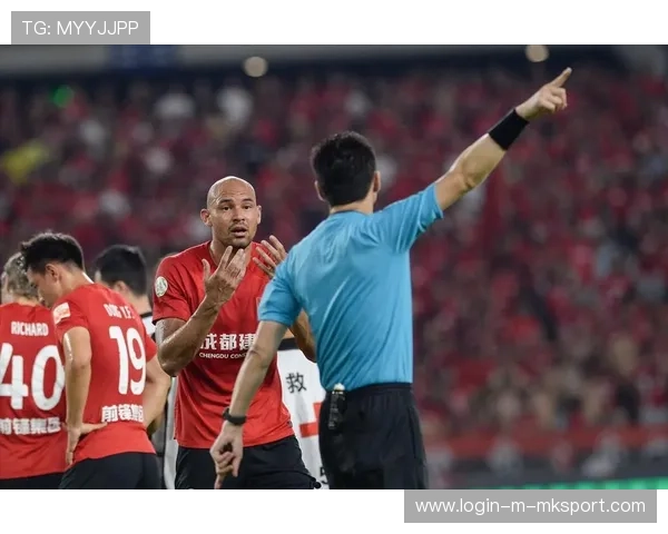 成都蓉城连线成功，费利佩禁区倒钩点燃全场